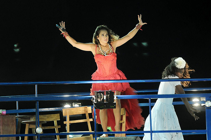 Daniela Mercury leva ópera ao Carnaval de Salvador.