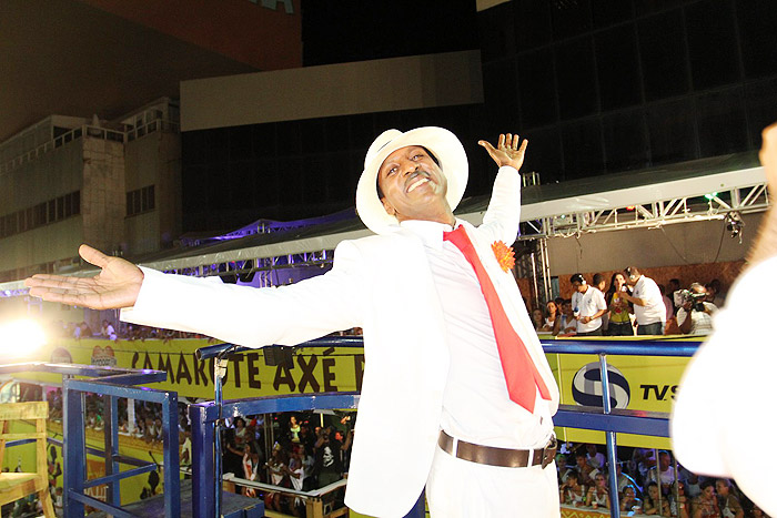 Daniela Mercury leva ópera ao Carnaval de Salvador.