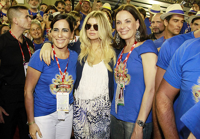 Fergie com Glória Pires e Carolina Ferraz