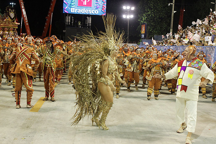 Desfile da Salgueiro: Viviane Araújo