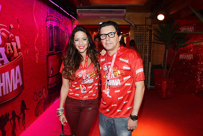 Renata Dominguez e Edson Spinello.