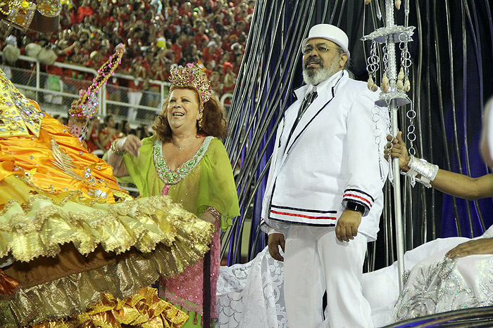 Desfile da Mangueira: Beth Carvalho e Jorge Aragão