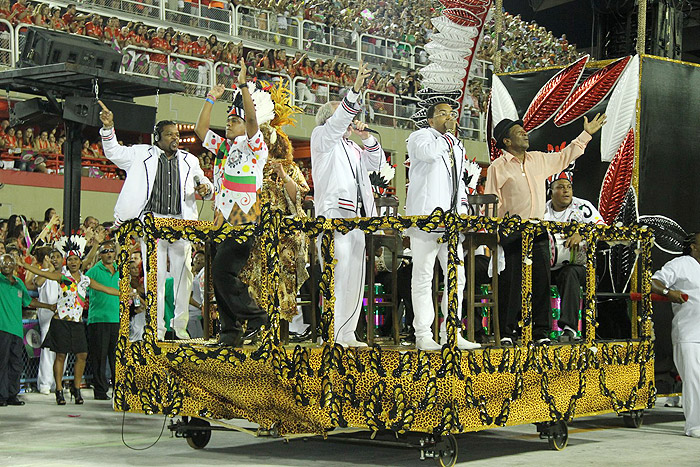 Desfile da Mangueira: Dudu Nobre