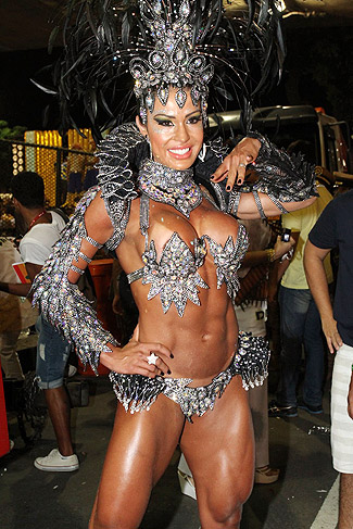 Desfile da Unidos da Tijuca: Gracyanne Barbosa