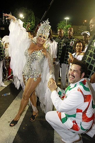 Desfile da Grande Rio: Susana Vieira e Tiago Abravanel