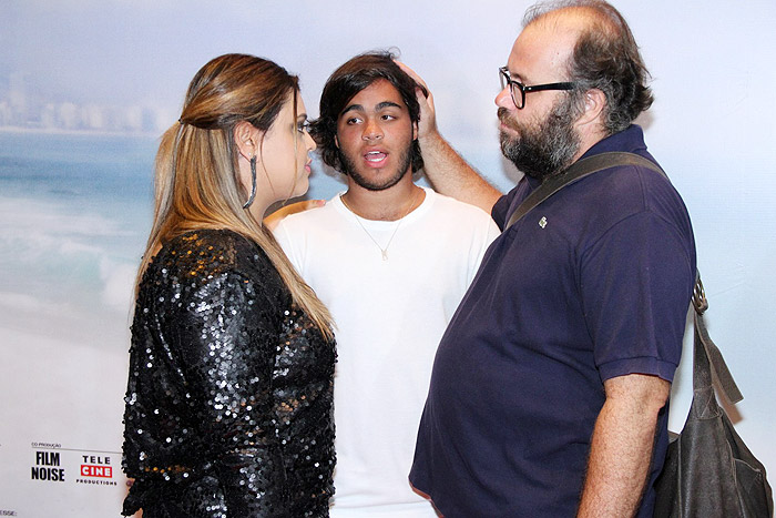 Preta Gil e Otávio Müller com o filho Francisco