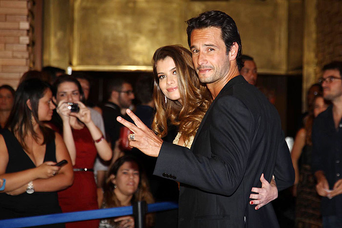 Rodrigo Santoro e Alinne Moraes 