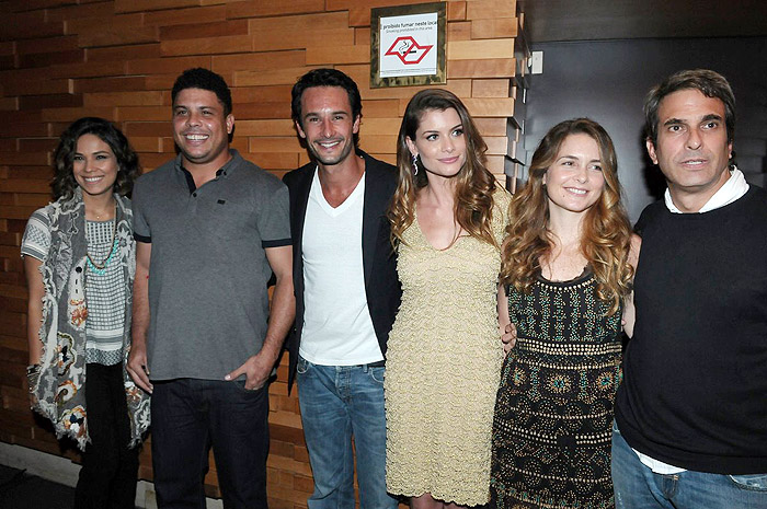 Bia Antony, Ronaldo, Rodrigo Santoro, Alinne Moraes e Cláudia Abreu