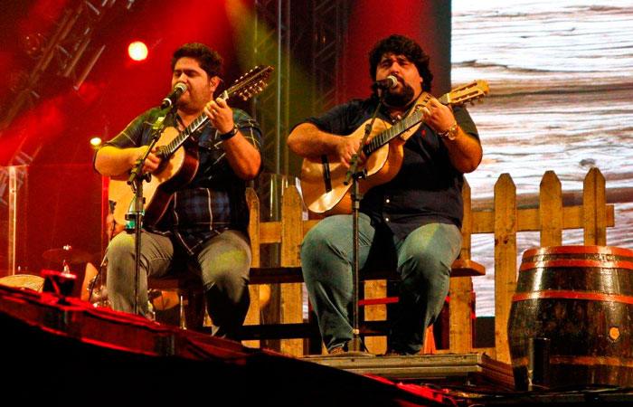 Alexandre Pires prestigia o Curitiba Country Festival - O Fuxico