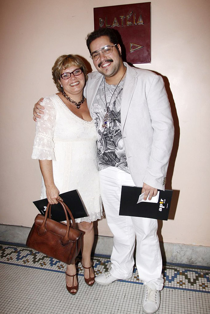 Tiago Abravanel e sua mãe Cintia.