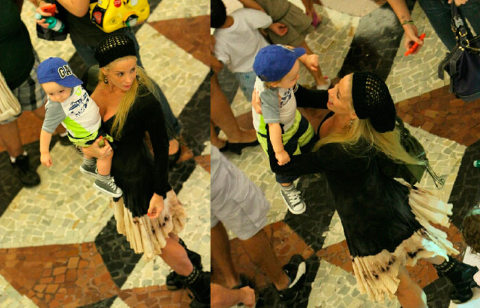 Danielle Winits passeia com o filho em shopping do Rio - O Fuxico