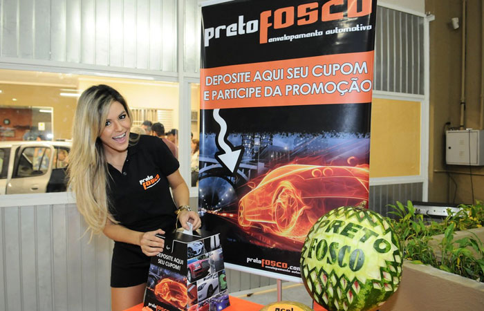 Tânia Oliveira prestigia inauguração de loja de carros em São Paulo - O Fuxico
