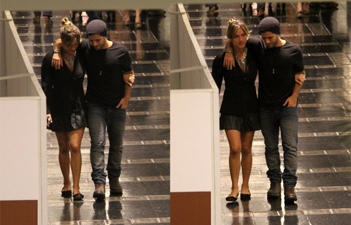 Jonatas Faro, Lisandra Souto e Sthefany Brito passeiam pelos shoppings cariocas - O Fuxico