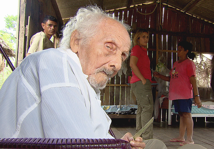  Câmera Record encontra o homem mais velho do mundo 