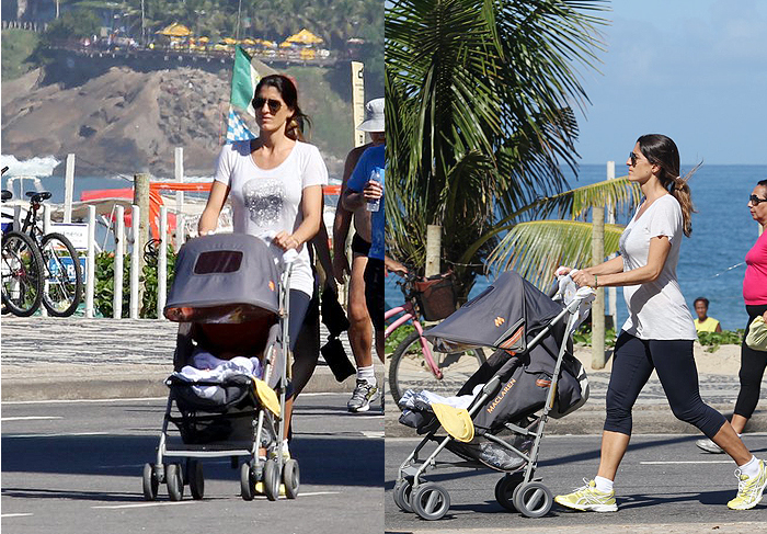  Cynthia Howlett passeia com o filho caçula em orla carioca