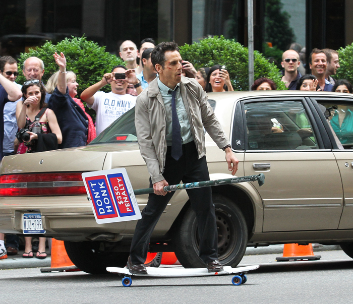  Ben Stiller anda de skate em cena de seu novo filme