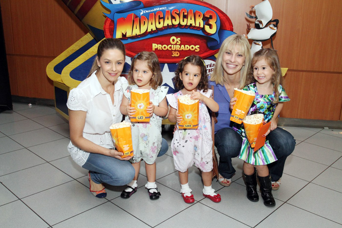 Bianca Rinaldi e Lana Rhodes com as filhas