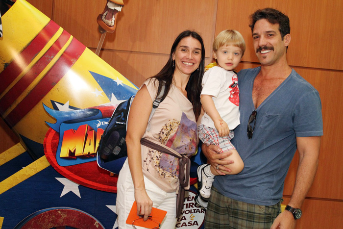 Carlos Bonow com a mulher e o filho