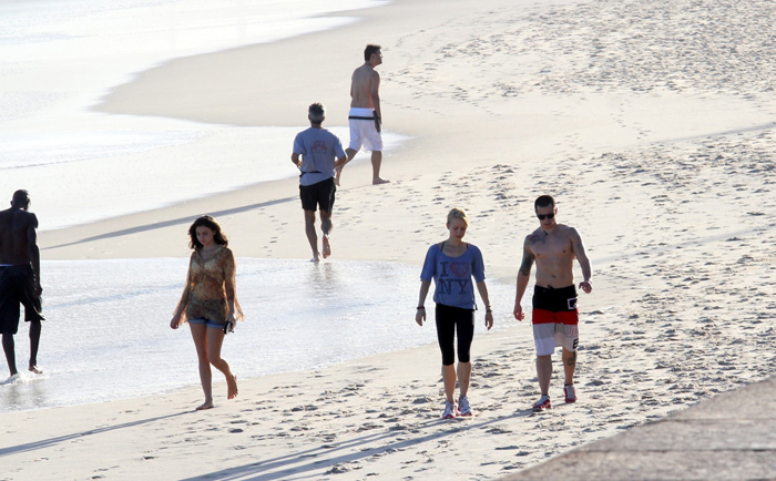 Casper Smart passeia pelo Rio sem Jennifer Lopez