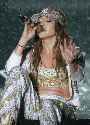 Jennifer Lopez encerra turnê pelo Brasil, no Recife
