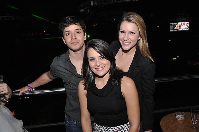 Bernardo Falcone, Jhulie Campelo e Juliana Rolim