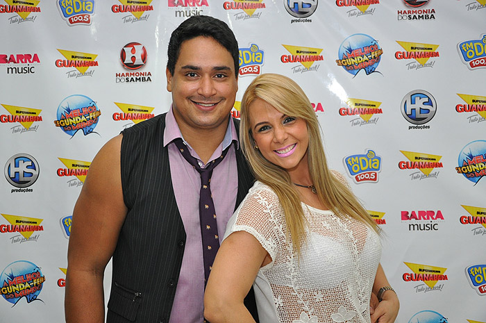 Xanddy e Carla Perez