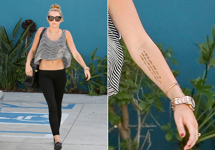 Miley Cyrus exibe sua nova tatuagem