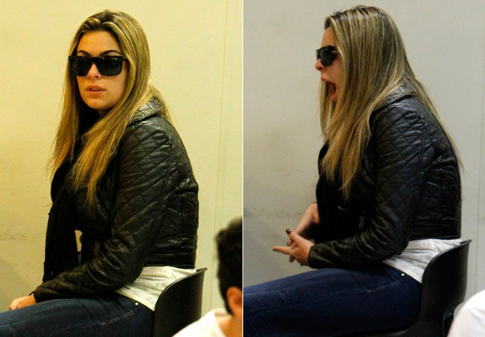 Ex-BBB Monique aparece sonolenta em aeroporto do Rio