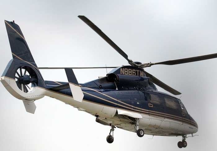 Veja Tom Cruise e Suri no passeio de helicóptero que custou  6 mil 