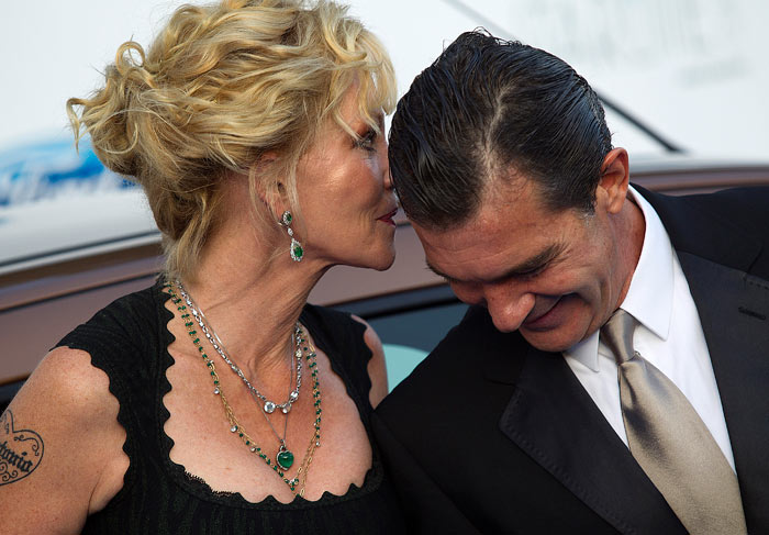 Antonio Banderas e Melanie Griffith reaparecem juntos após boatos de separaçãoo O Fuxico