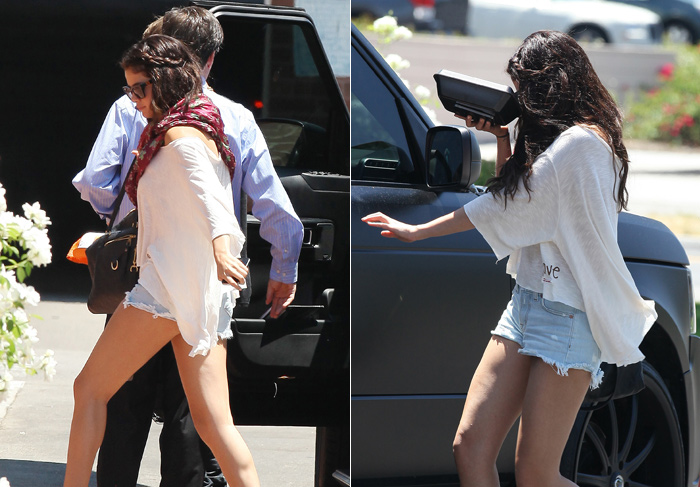 Selena Gomez esconde o rosto durante passeio com Justin Bieber
