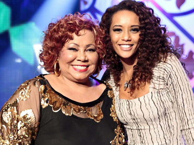 Alcione se apresenta no Borralho  