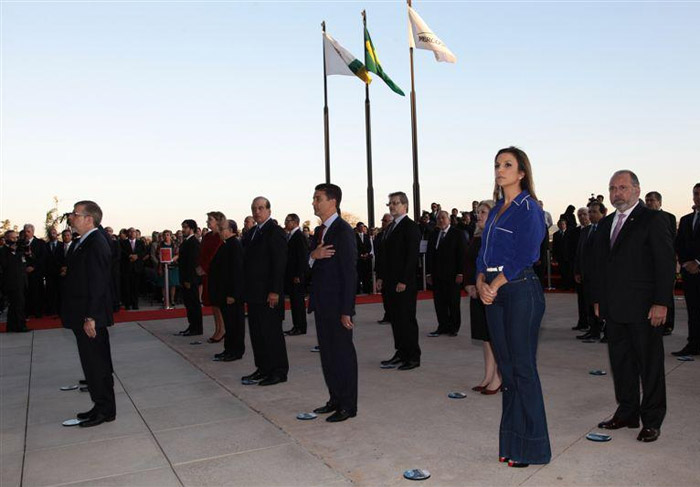 Ivete Sangalo recebe homenagem em Brasília