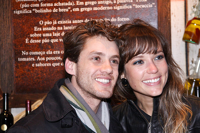 Juliana Didone e Leonardo Miggiorin prestigiam Festival de Gramado