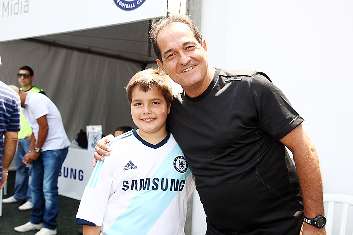 Muricy Carvalho, técnico do Santos, junto com João Guilherme, filho de Fausto Silva