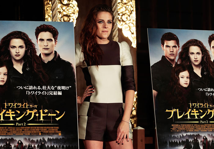 Kristen Stewart promove Amanhecer - Parte 2 no Japão