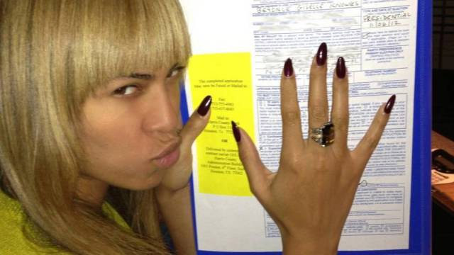 Beyoncé posta foto indo às urnas nos Estados Unidos