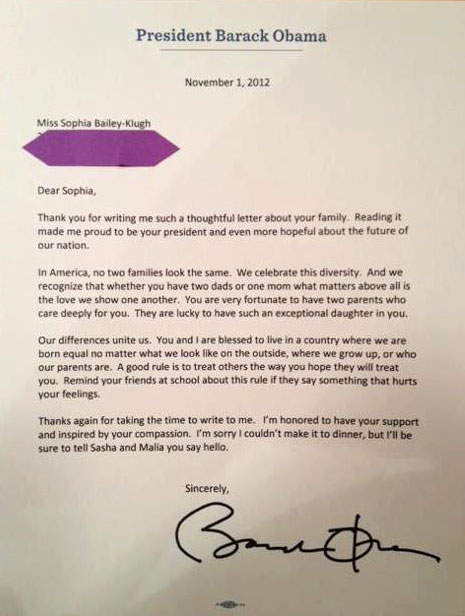Barack Obama responde carta de menina que sofre bullying por ter pais gays