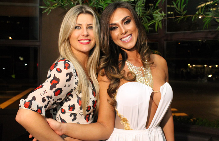 Nicole Bahls lança grife em São Paulo com vestido super sensual Ofuxico