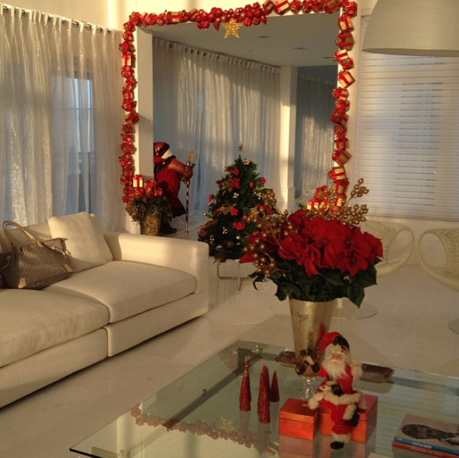 Ana Hickmann decora a casa para o Natal