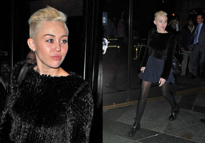 Miley Cyrus circula por NY com a cabeça raspada