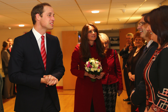 Príncipe William e Kate Middleton vão a jogo de rugby no País de Gales