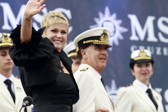 Xuxa inaugura navio, em São Paulo