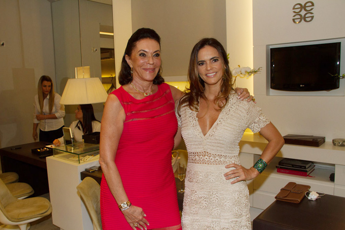 Mirella Santos e Astrid Fontenelle conferem lançamento de joias em São Paulo