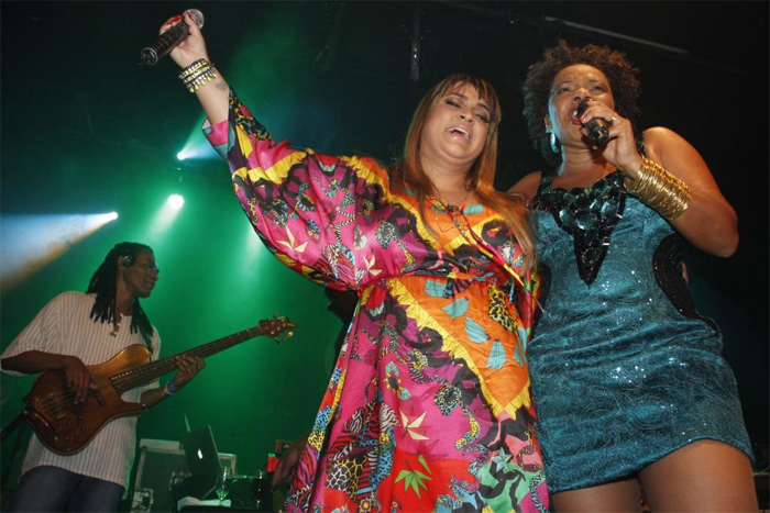 Preta Gil canta ao lado de Margareth Menezes no Rio