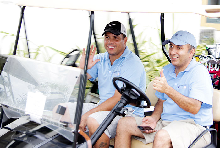 Ronaldo participa de torneio de golf no interior de São Paulo