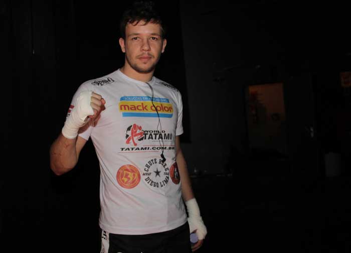 Bruno do KLB estreia no MMA com vitória