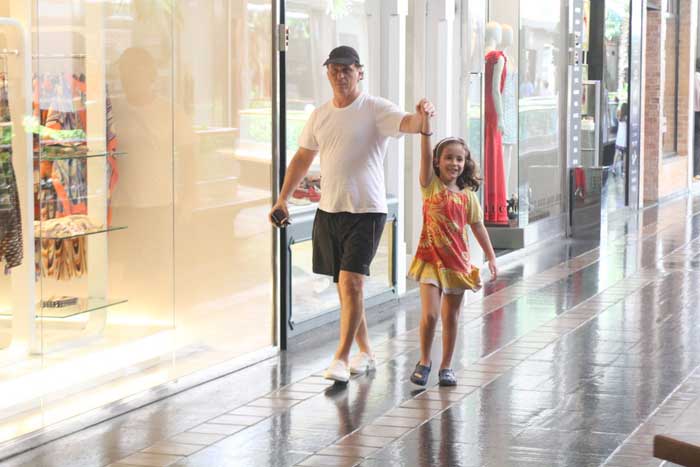 Guilherme Fontes faz compras de última hora