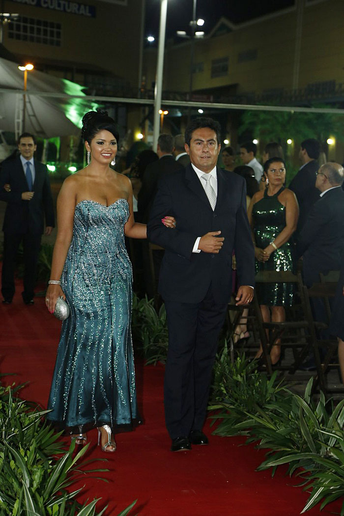 Tatiana Pagung e o empresário chileno Carlos Guajardo. Agnews