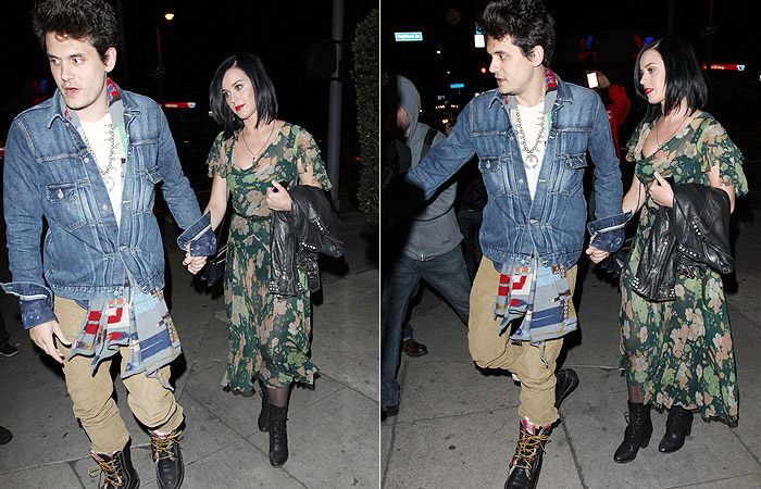 Katy Perry usa vestido florido para jantar com John Mayer